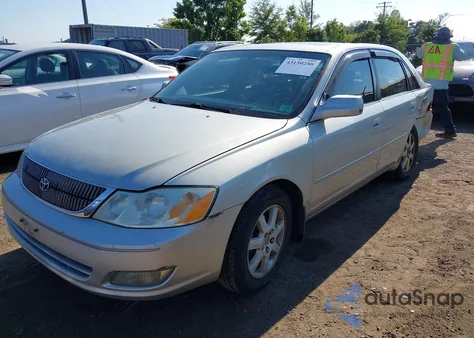 2002 Toyota Avalon Xls z USA, uszkodzony, nr VIN 4T1BF28B72U230568